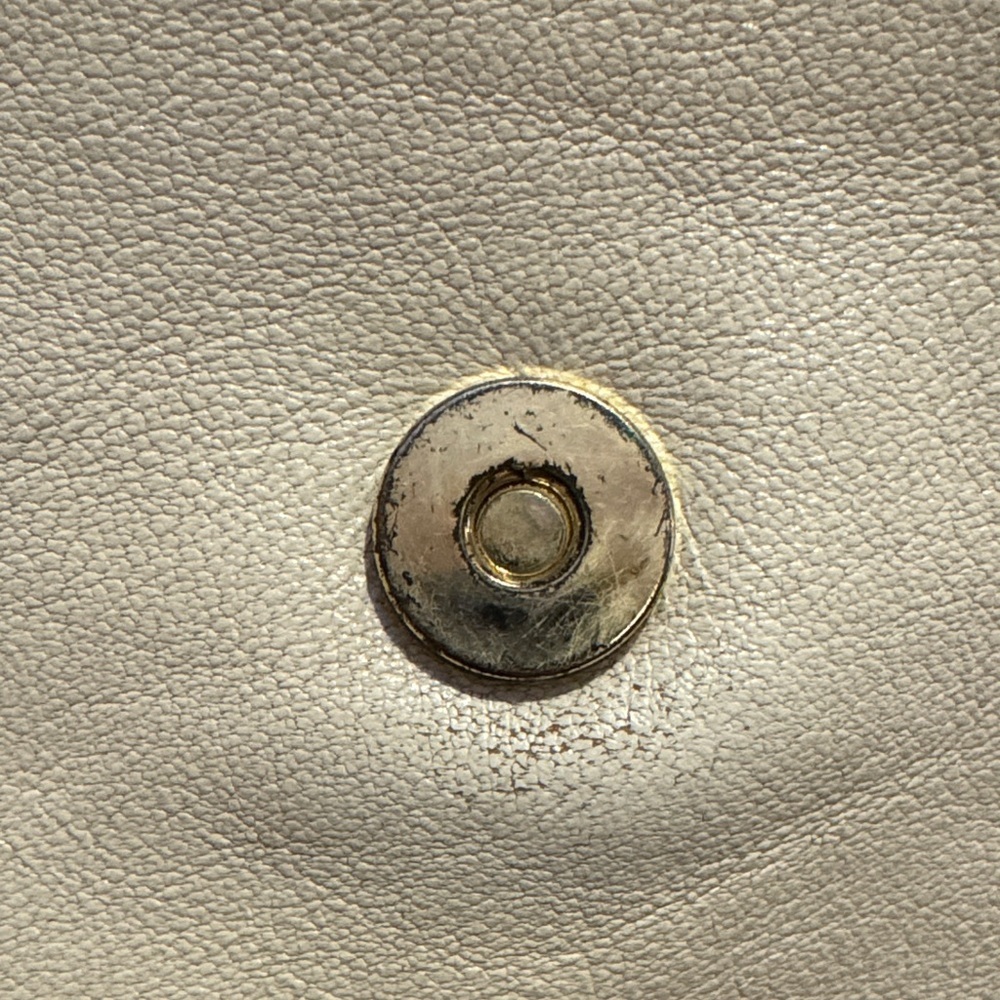 Michael Kors Vintage Leather Handbag Cream - Picture 4 of 9